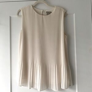 Elegant Cream Sleeveless Pleated Top